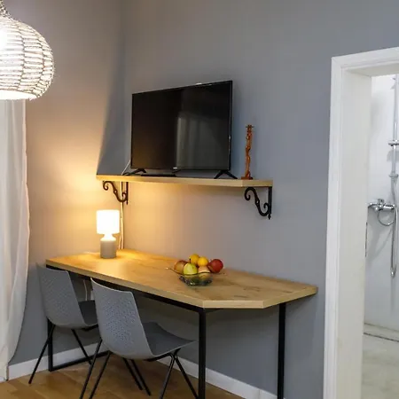 24 Apartmán *