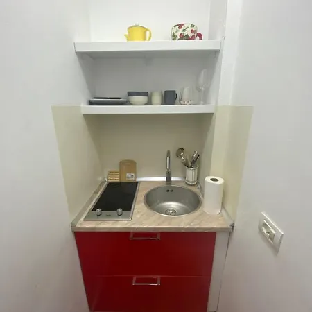 24 Apartmán