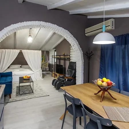24 Apartment
